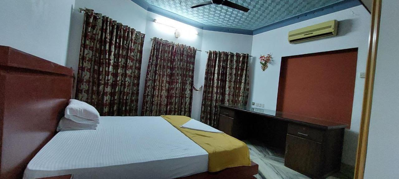 Jinan Palace Guest House Jinan Palace Guest House Nedumbassery Εξωτερικό φωτογραφία